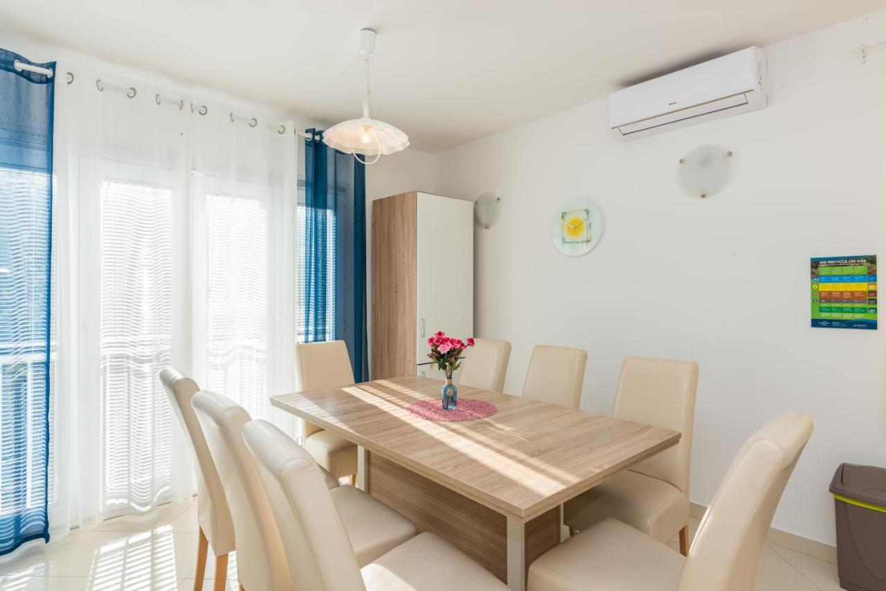 Apartment Mimoza 6, Baska, Krk Extérieur photo